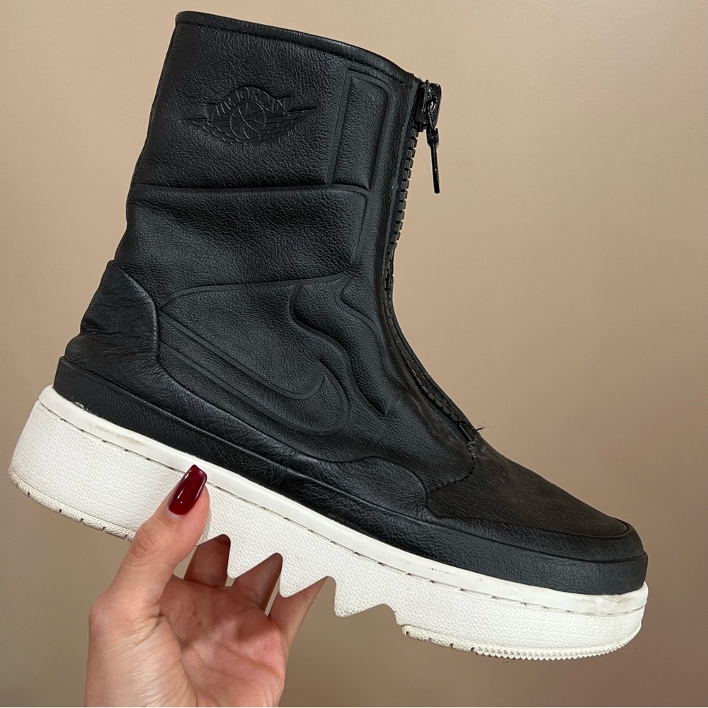 Women’s Jordan 1 Jester XX